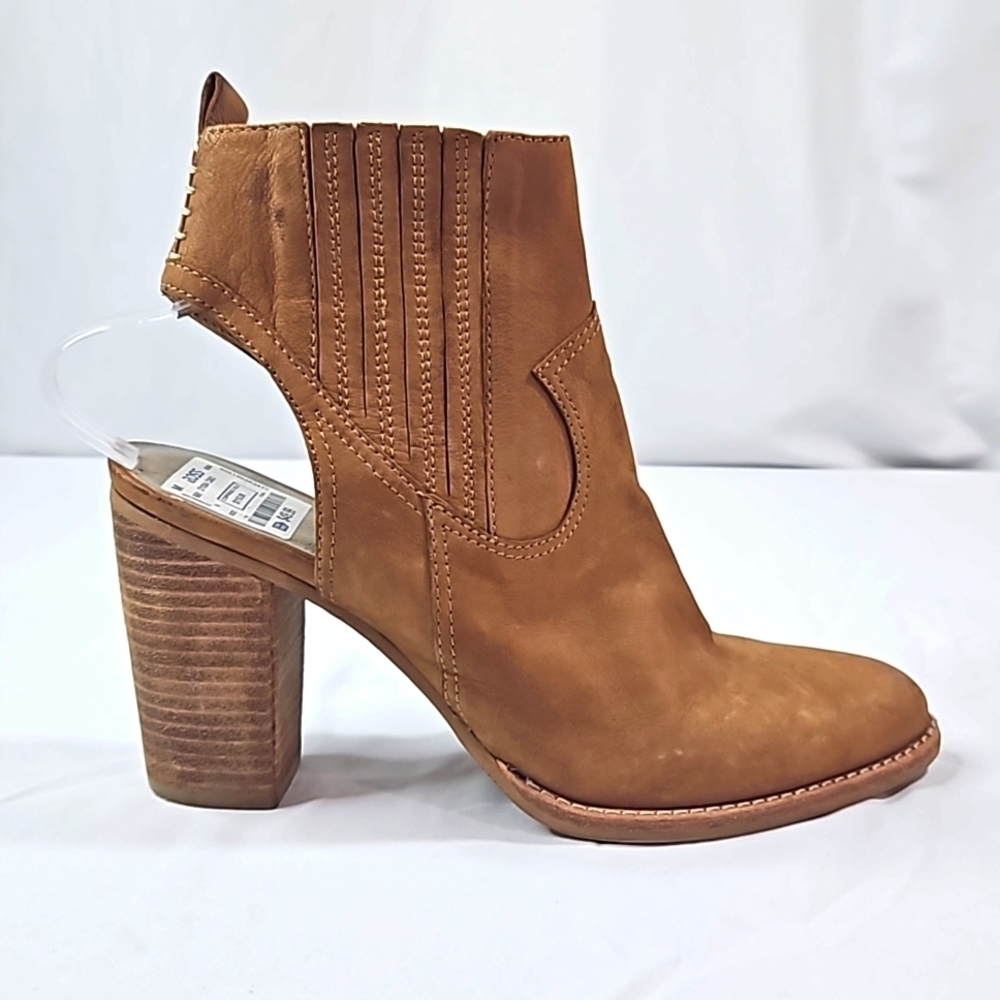 Dolce Vita Jasper Cutout Heel Ankle Booties Size 10